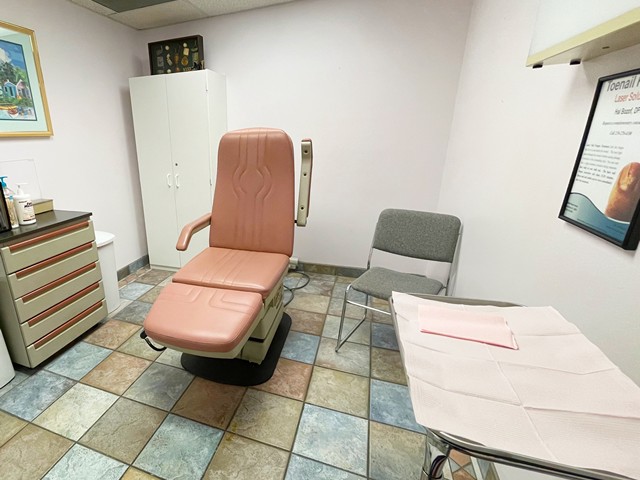 cfas-central-fort-myers-examination-room