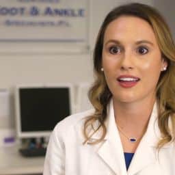 Dr. Ashley Bowles. DPM, FACFAS - Podiatrist Boca Raton Florida foot and ankle surgeons near Boca Raton