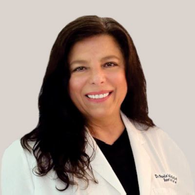 dr-paula-deluca-about
