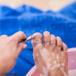 ingrown toenail warm foot soak